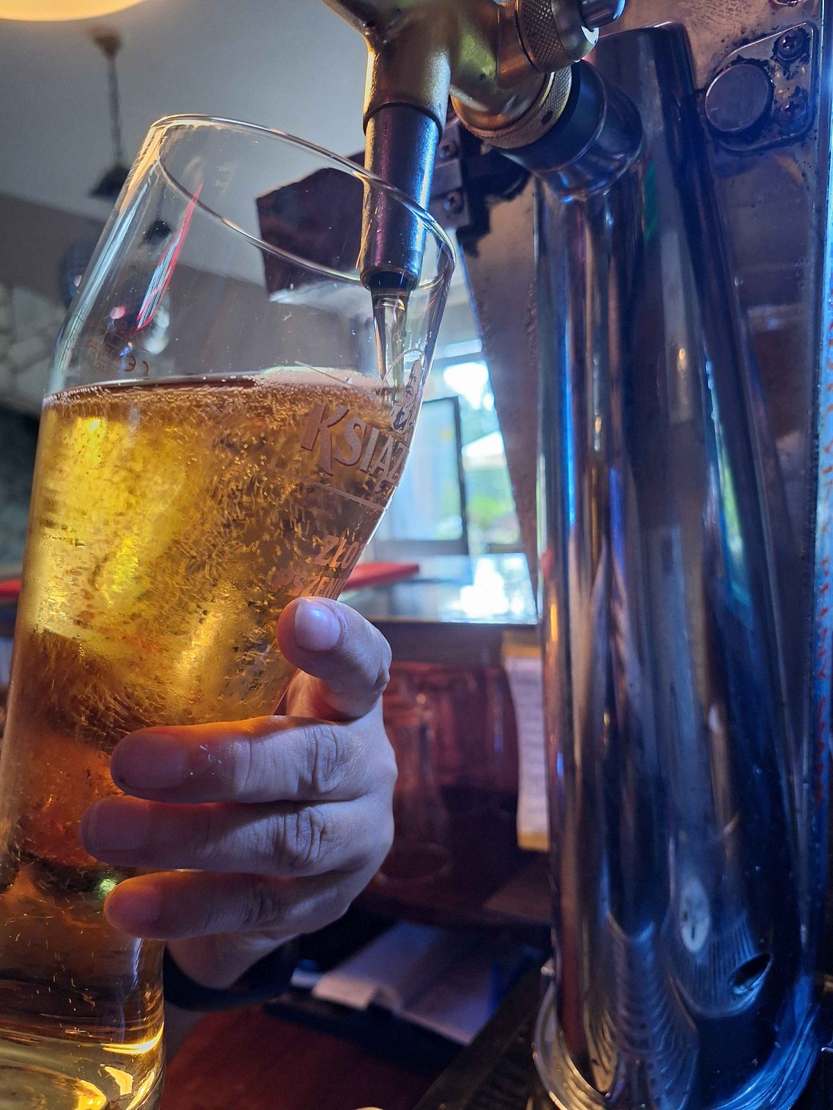 Piwo lane nalewane z kranu Bar Agawa Dąbrowa Górnicza